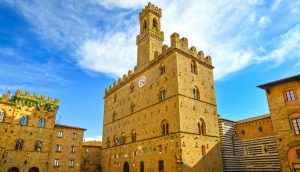 Palazzo dei Priori. Photo retrieved from Discovering Volterra, Italy Magazine.